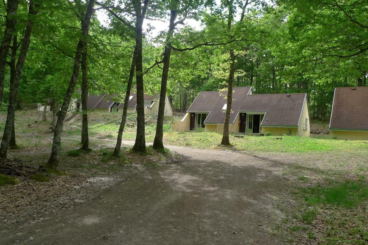 Gites La Foret Chenerailles Εξωτερικό φωτογραφία