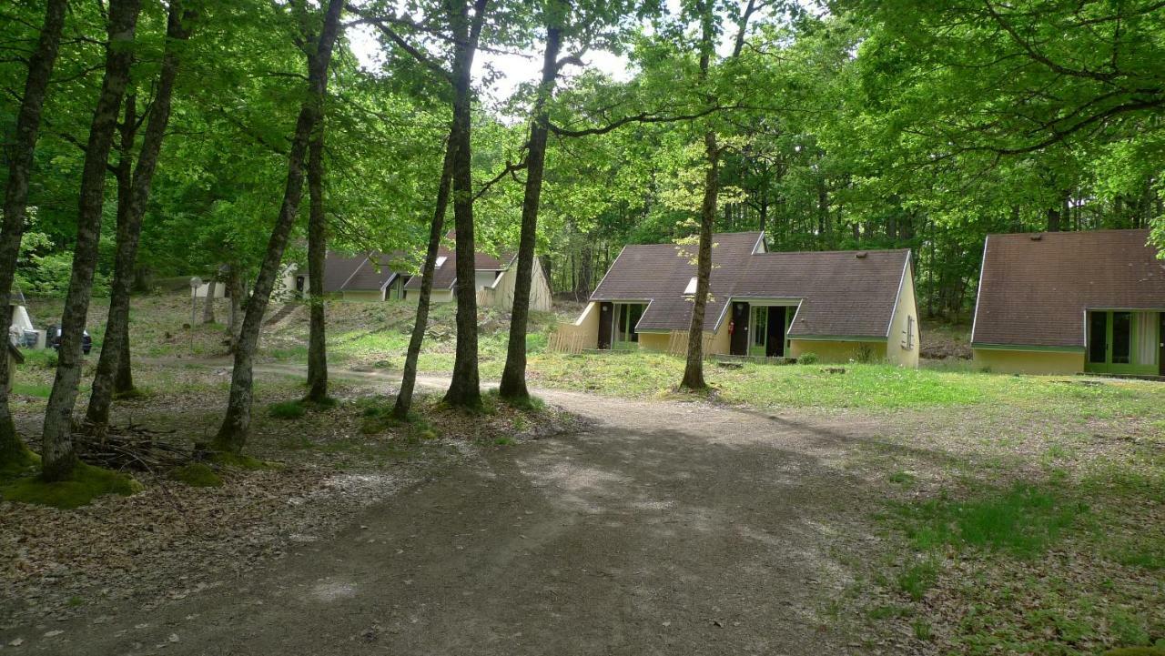 Gites La Foret Chenerailles Εξωτερικό φωτογραφία